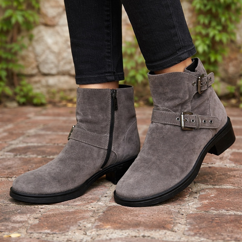 AQUATALIA BY MARVIN K Gray Suede Aqua Protect Moto Style Ankle Boots, 7.5